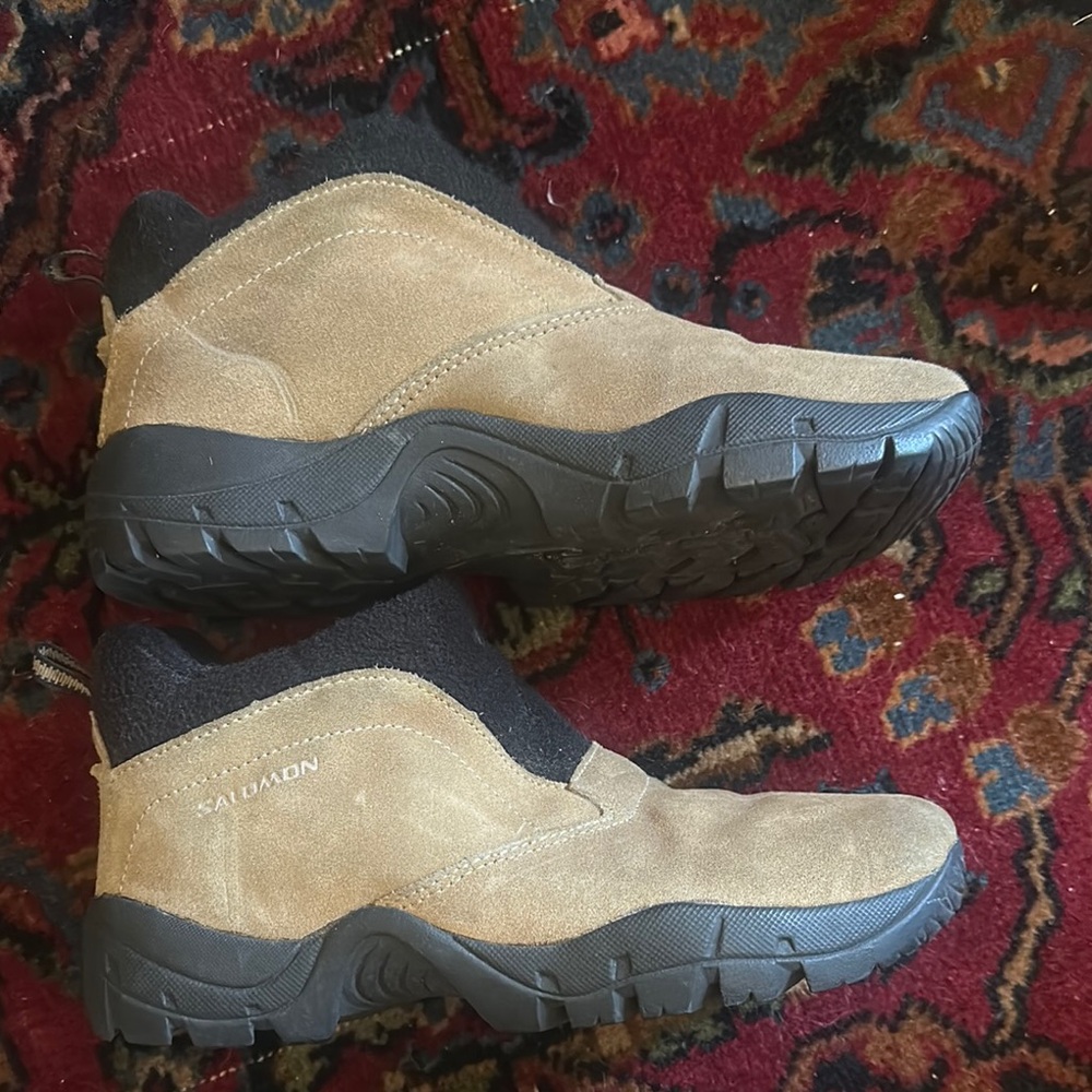 RARE Salomon moc boot